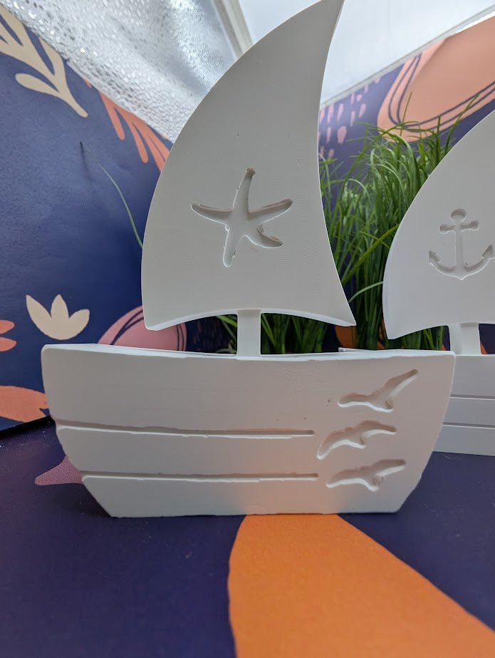 Segelboot aus Gips