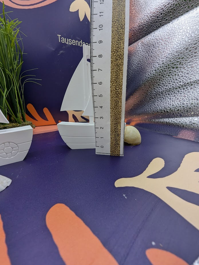 Segelboot aus Gips