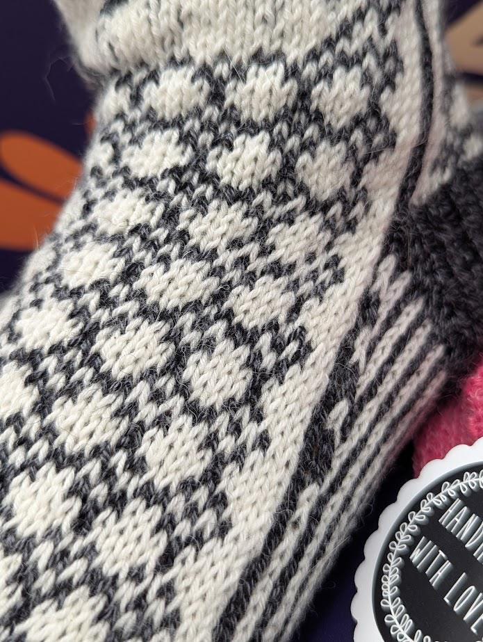 handgestrickte Socken Gr. 36/37, Fair Isle, Dackel